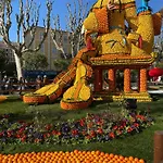 Daire Lumineux Vue Et Jardin Exceptionnel 3 Etoiles Menton