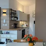 Lumineux Vue Et Jardin Exceptionnel 3 Etoiles Daire *
