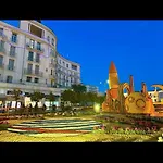 Lumineux Vue Et Jardin Exceptionnel 3 Etoiles Menton
