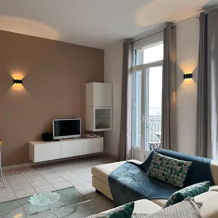 Apartment Centre Vue Imprenable Sur Et Jardin Bioves Menton